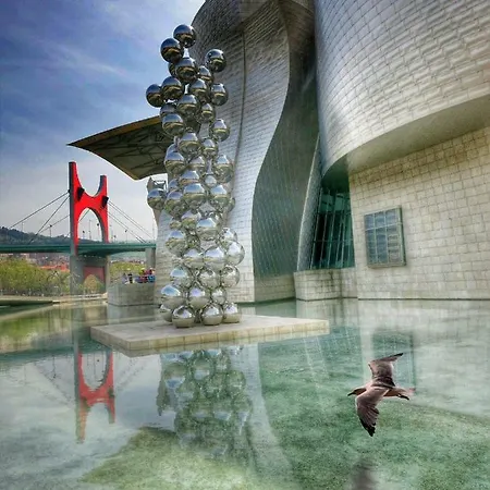 Séjour chez l'habitant Guggenheim Center