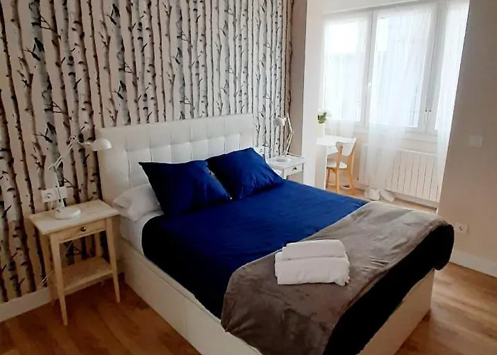 Guggenheim Center Δωμάτια σε οικογενειακή κατοικία